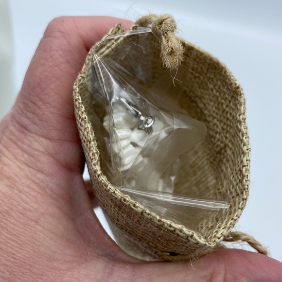 FREE w/Purchase NWT Puka Clam Chip Seashell Boho Beachy Choker Necklace - Picture 6 of 7